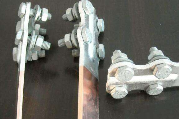 ���õ��~�X�B�Ӽ�